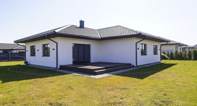 Durvju montāža privātmājā Dreiliņos